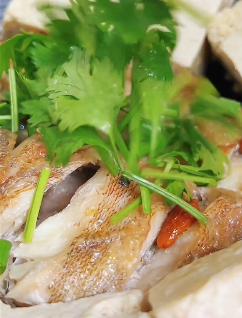 康健今年会-清炖鱼豆腐汤